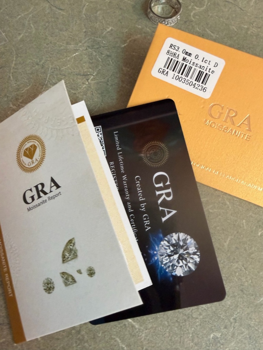 Stunning NWT Moissanite ~ GRA Certified Wedding Band size 5 - Picture 5 of 6